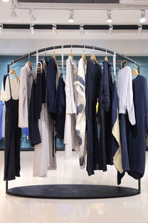 淺析辦公服裝在服飾批發領域的市場策略與發展前景